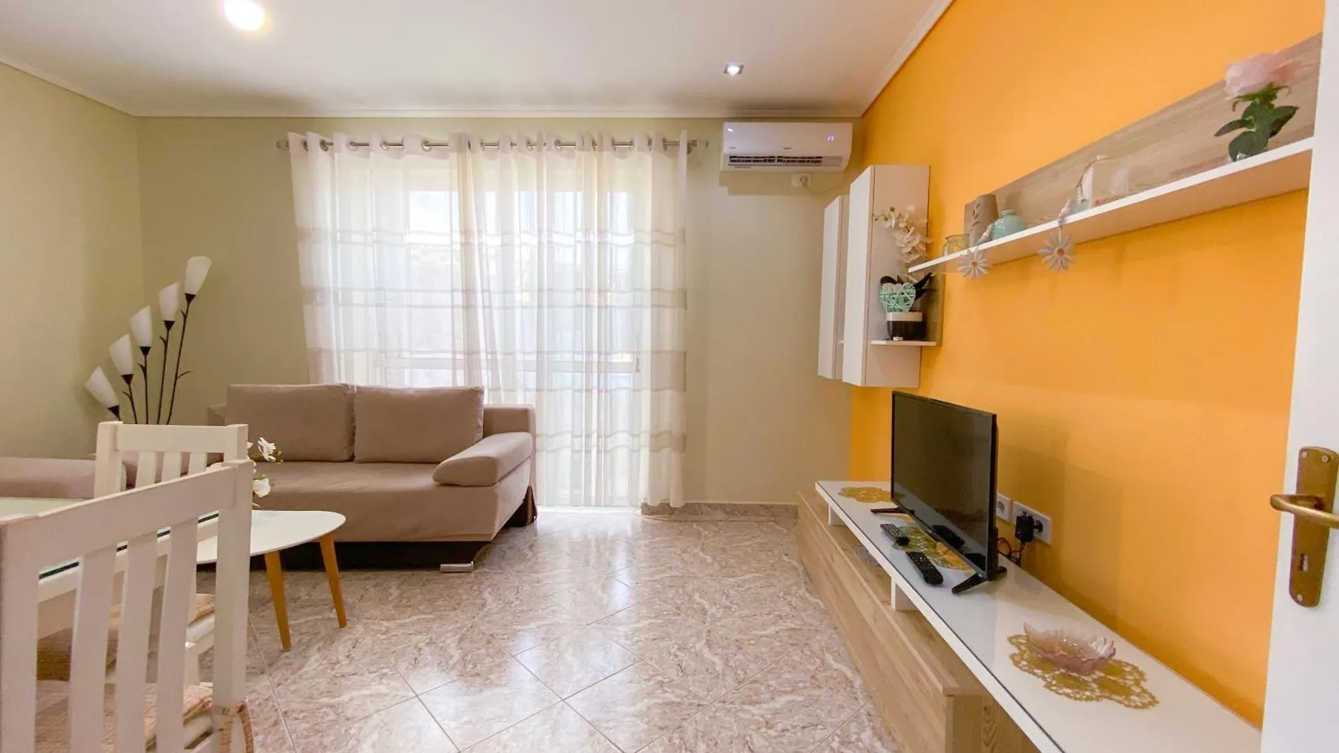 Apartament Joel'S House Saranda 0*,